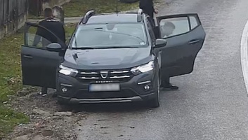 Azonosította a román rendőrség az Udvarhelyszéken székely zászlókat rongálókat - illusztráció