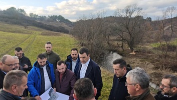 Fél évvel a parajdi bányakatasztrófa után: Elkészültek a védőgát és a záportározó tervei - illusztráció