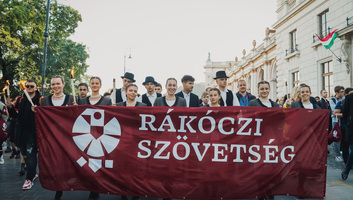 Idén is meghirdeti diákutaztatási programját a Rákóczi Szövetség - illusztráció