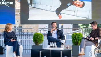 Kapu Tibor köszöntötte a Kolozsvári Magyar Napok közönségét a záróünnepségen - illusztráció
