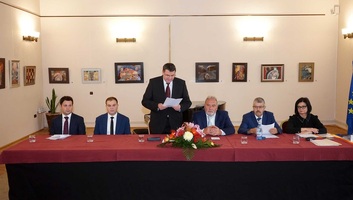 Kiáll a korrupcióval vádolt Ráduly István prefektus mellett az RMDSZ háromszéki szervezete - illusztráció