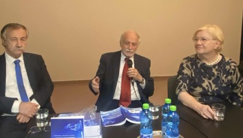 Szili Katalin: Az EU-nak a kisebbségek helyzetének rendezésével nem lenne szabad megvárnia egy újabb konfliktus kialakulását - illusztráció