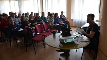 Felhívás a IX. Szenteleky–Leskovac Műfordító Táborban való részvételre - illusztráció