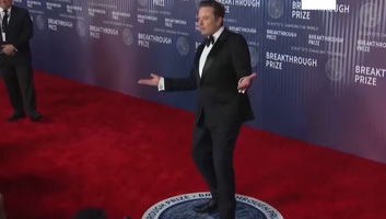 A francia igazságszolgáltatás április 20-ra beidézte Elon Muskot - illusztráció