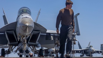 Donald Trump: Az amerikai haderő felkészült a bombatámadások folytatására - illusztráció