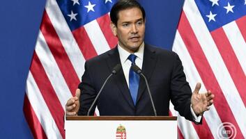 Hazugságnak nevezte az amerikai külügyminiszter az ukrán elnök állítását a biztonsági garanciáról - illusztráció