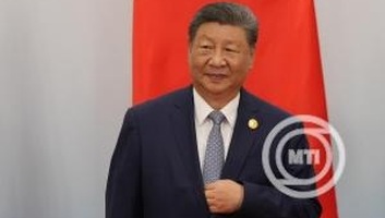 Kínai elnök: Biztosítani kell a hajózás zavartalanságát a Hormuzi-szorosban - illusztráció