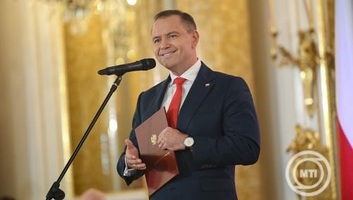 Lengyel legfelsőbb bíróság: Érvényes Karol Nawrocki megválasztása - illusztráció