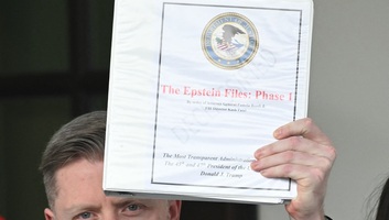 Megszavazta az amerikai képviselőház az Epstein-akták nyilvánosságra hozását - illusztráció