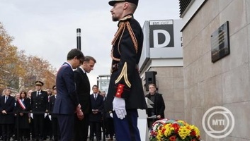 Merényletek Párizsban: Megkezdődtek a megemlékezések a tizedik évfordulón - illusztráció