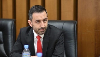Négy hónap és 58 ülés után: Megválasztották a koszovói parlament házelnökét - illusztráció