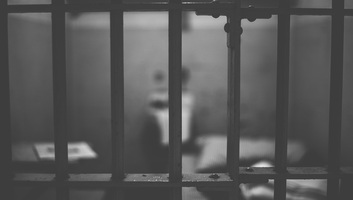 Tényleges életfogytiglani szabadságvesztés bevezetését kezdeményezi a horvát Híd párt - illusztráció