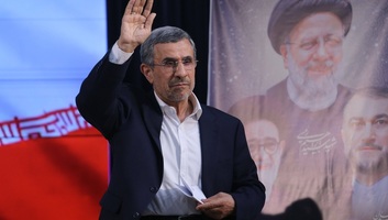 The New York Times: Az izraeli titkosszolgálat magyarországi találkozókon akarta beszervezni Mahmúd Ahmadinezsád volt iráni elnököt - illusztráció