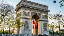 Ukrajna és támogatói részvételével tartották a katonai díszszemlét a francia nemzeti ünnepen Párizsban - illusztráció