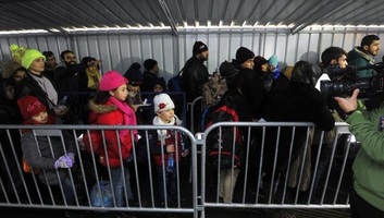 Uniós biztos: A külső határvédelem kulcsfontosságú az illegális migráció elleni küzdelemben - illusztráció