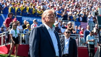 Váratlan döntést hozott Donald Trump a vámokról - illusztráció