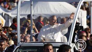 XIV. Leó pápa arra buzdította a francia katolikus egyházat, hogy folytassa a szexuális erőszak elleni küzdelmet - illusztráció