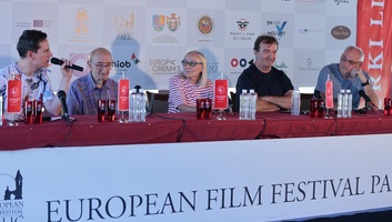 Palicsi filmfesztivál: A háború árnyékában született filmeket díjazták - illusztráció