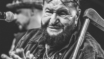 Elhunyt Deák Bill Gyula - illusztráció