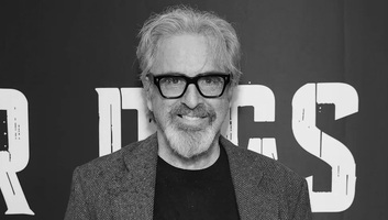 Elhunyt Robert Carradine - illusztráció