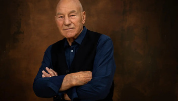 Meghalt Patrick Stewart - illusztráció