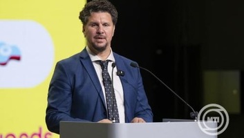 Nagy Ervin: A filmes szakmát meg kell hallgatni - illusztráció