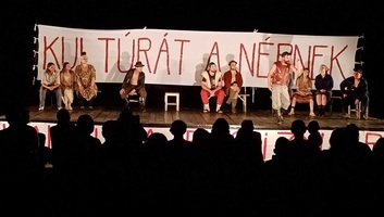 Útnak indult a Paraszthamlet - illusztráció