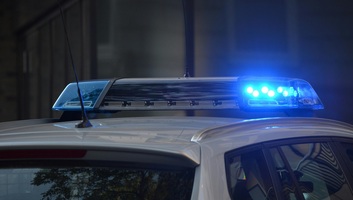 Bolti lopások és zsebtolvajok a tömegközlekedésben: Óvatosságra int a Belügyminisztérium - illusztráció
