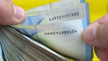 A rendőrök sértegetése miatt 2.000 euróra büntettek egy szerb állampolgárt Budvában - illusztráció