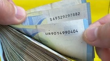 A rendőrök sértegetése miatt 2.000 euróra büntettek egy szerb állampolgárt Budvában - illusztráció
