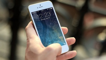 Álbírságokkal próbálkoznak a csalók: Ne dőljön be az SMS-eknek! - illusztráció