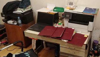 Hamis diplomákat gyártó hálózatra csapott le a rendőrség - illusztráció