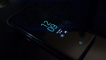 Jövőre minden szerbiai városban elérhető lesz az 5G - illusztráció
