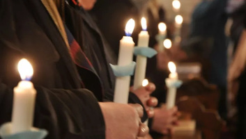 Népi kalendárium: Gyertyaszentelő Boldogasszony ünnepe - illusztráció