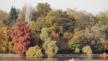 November első napjai az átlagosnál melegebb időt hoznak - illusztráció