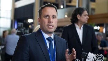 A Fidesz–KDNP európai parlamenti frakciója: Hallgat az Európai Bizottság, miközben a Tisza-kormány bontja le a demokráciát - illusztráció