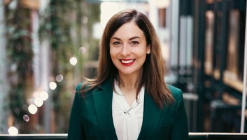 A Momentum kizárja a pártból Cseh Katalint - illusztráció