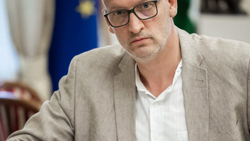 Benyújtotta felmondását a Nemzetstratégiai Kutatóintézet elnöke - illusztráció
