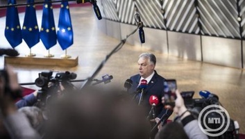 Bóka János: Orbán Viktor nem vesz részt az uniós csúcson a kormányzati átadás-átvétel miatt - illusztráció