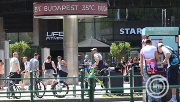 Csütörtöktől ismét másodfokú hőségriasztás lép életbe - illusztráció