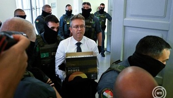 Elrendelte Hankó Balázs letartóztatását a bíróság - illusztráció