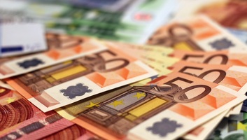 Equilor: Magyarország leghamarabb 2033-ban vezetheti be az eurót - illusztráció