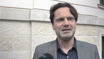 Fidesz: A kormányfő hagyja abba a fenyegetőzést és félelemkeltést! - illusztráció