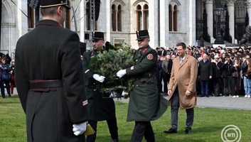 Gulyás Gergely: Ma az anyaország elég erős ahhoz, hogy hazájaként tekinthessen rá minden magyar - illusztráció