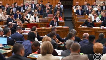 Igazságügyi miniszter: Az alaptörvény módosítása újabb lépés az alkotmányos demokrácia helyreállítása érdekében - illusztráció
