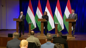 Kormányinfó: Indul a rezsistop program, 30 százalékos kedvezményt kapnak a családok - illusztráció