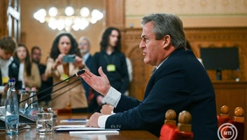 Kapitány István: Magyarország nem válik le az orosz energiáról, és marad a rezsicsökkentés - illusztráció