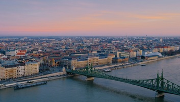 Két nap alatt több mint 20 centimétert emelkedett a Duna vízszintje Budapestnél - illusztráció