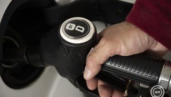 Közzétették a dízelautós támogatás részletszabályait - illusztráció