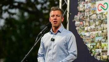 Magyar Péter: A Magyar Nemzeti Bank kimondta, hogy sem bennfentes kereskedelmet, sem piacbefolyásolást nem követtem el - illusztráció